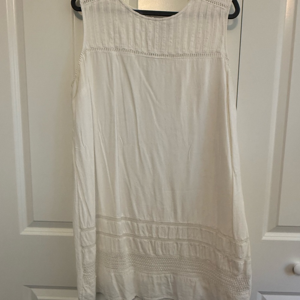 Old Navy White Sleeveless Crew Neck Sundress